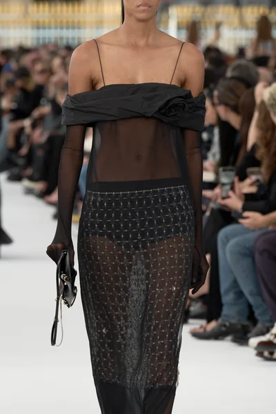 Look 148